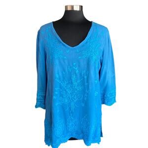 Paparazzi Blue Tunic Top Tone on Tone Embroidered Detail Size Large‎ Cottagecore